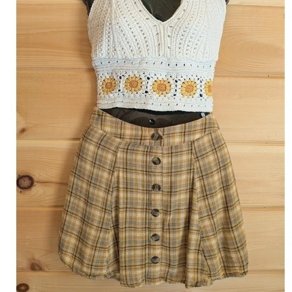 American Eagle Outfitters embrace classic